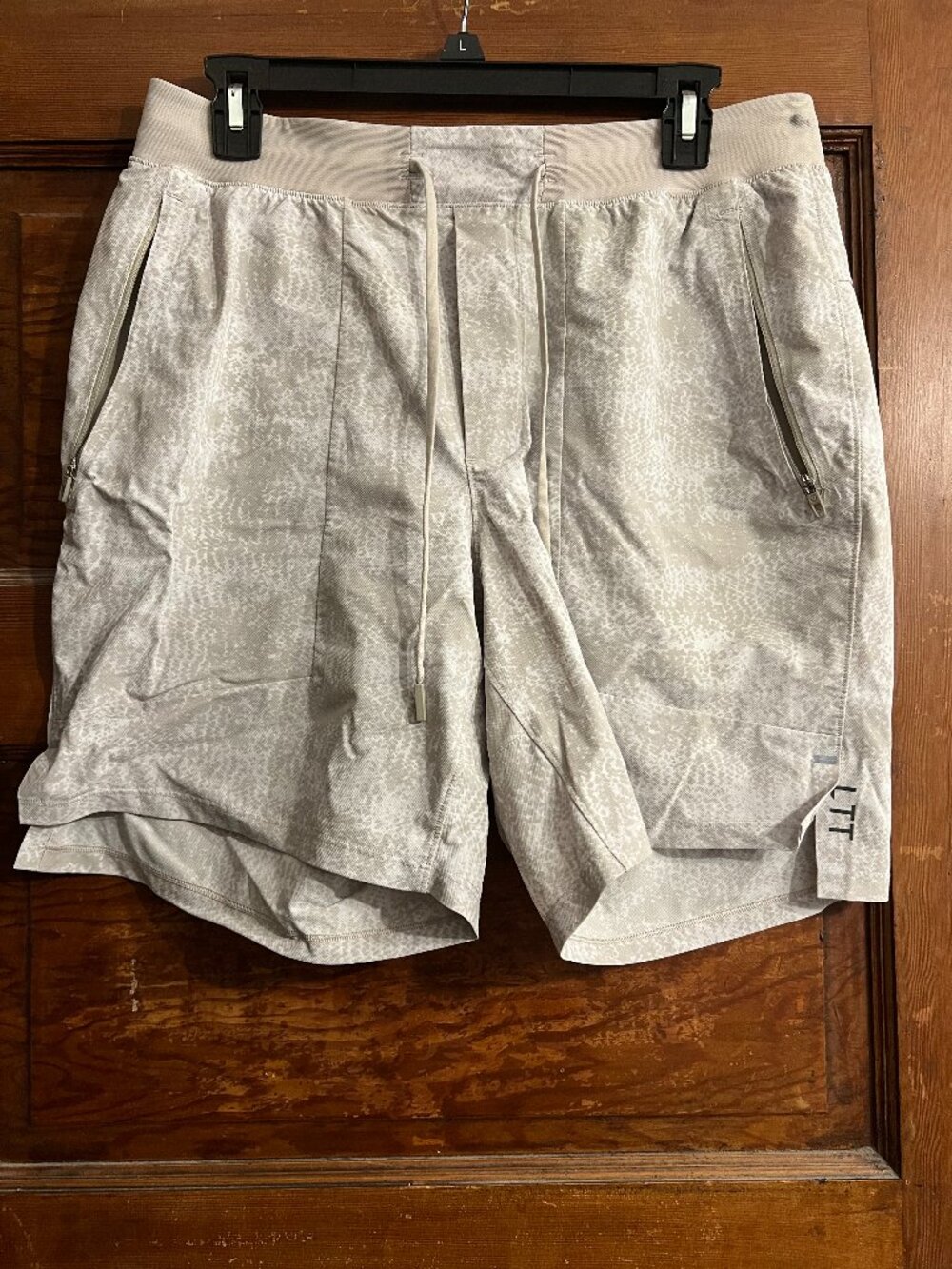 Lululemon Men's License to Train Linerless Short 7" White Opal Raw Linen Size L